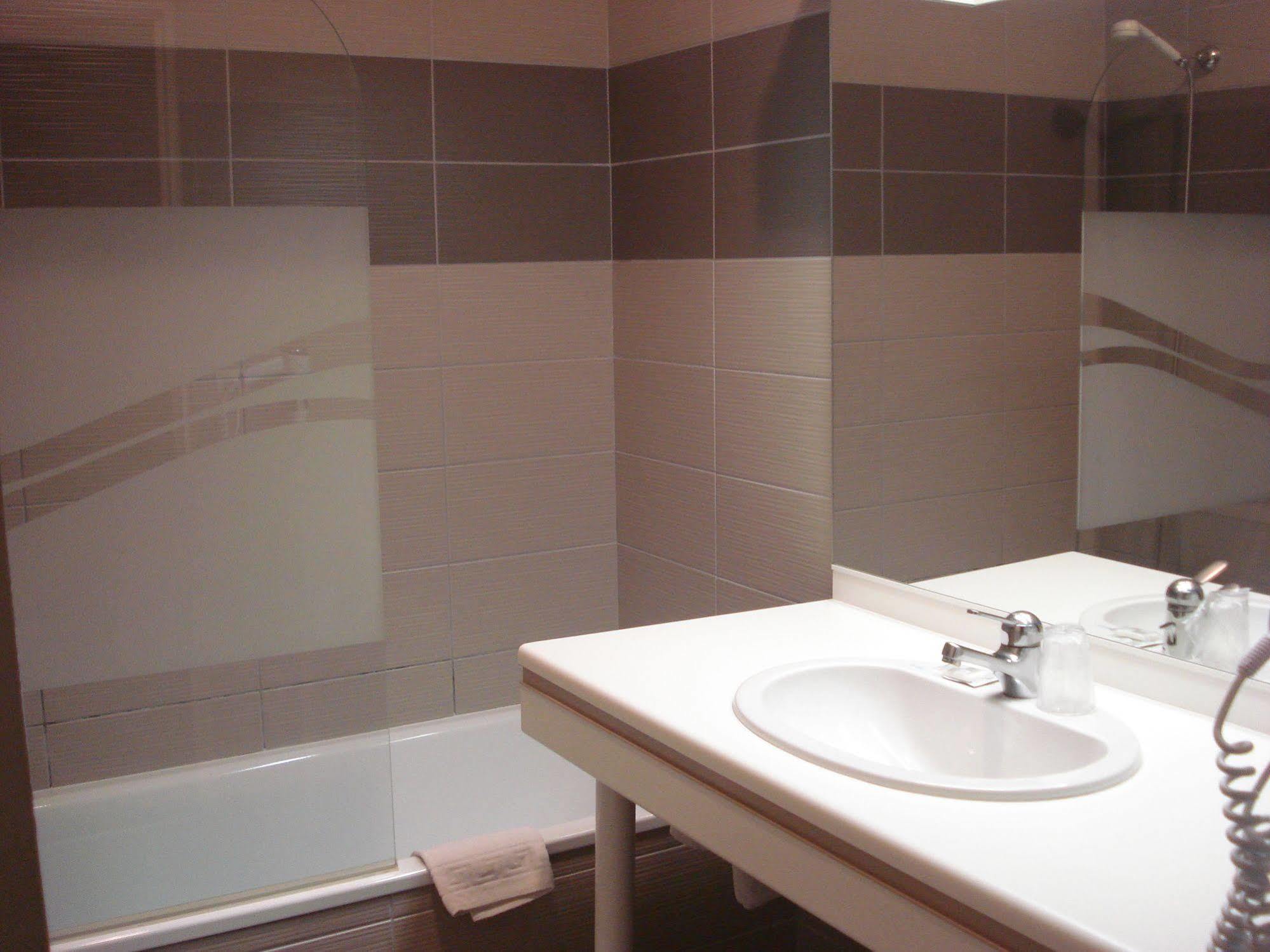 Hotel La Belle Etoile Thouare-sur-Loire Ngoại thất bức ảnh
